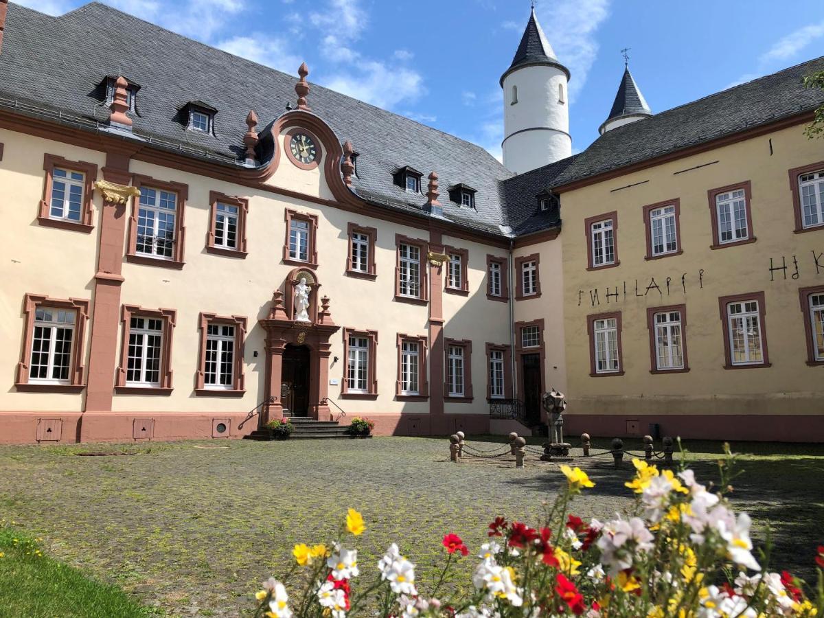 Kloster Steinfeld Gastehaus Kall Exterior photo